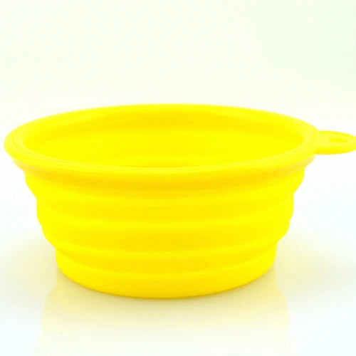 Compact travel bowl for pets – lightweight, portable & easy to clean