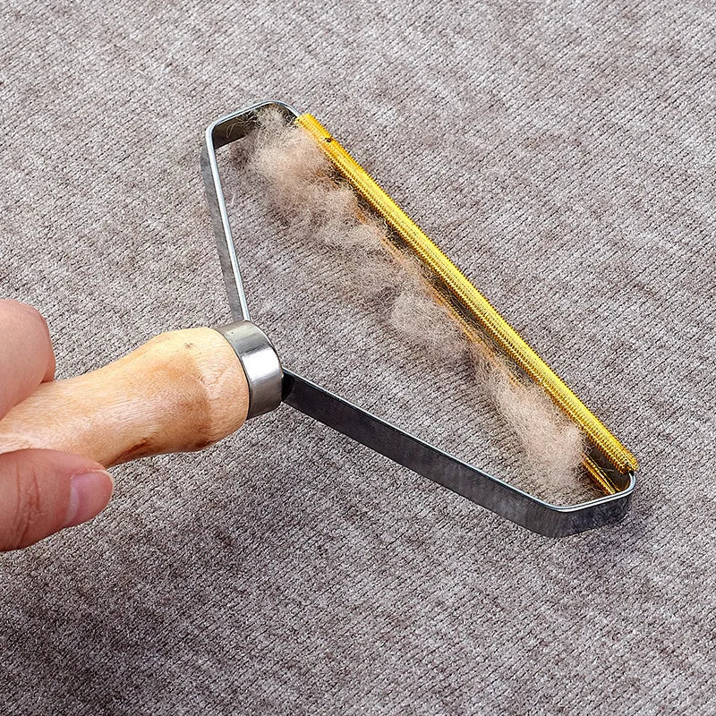 Multi-surface pet hair & lint remover brush – Effective cleaning for dogs, cats & clothing